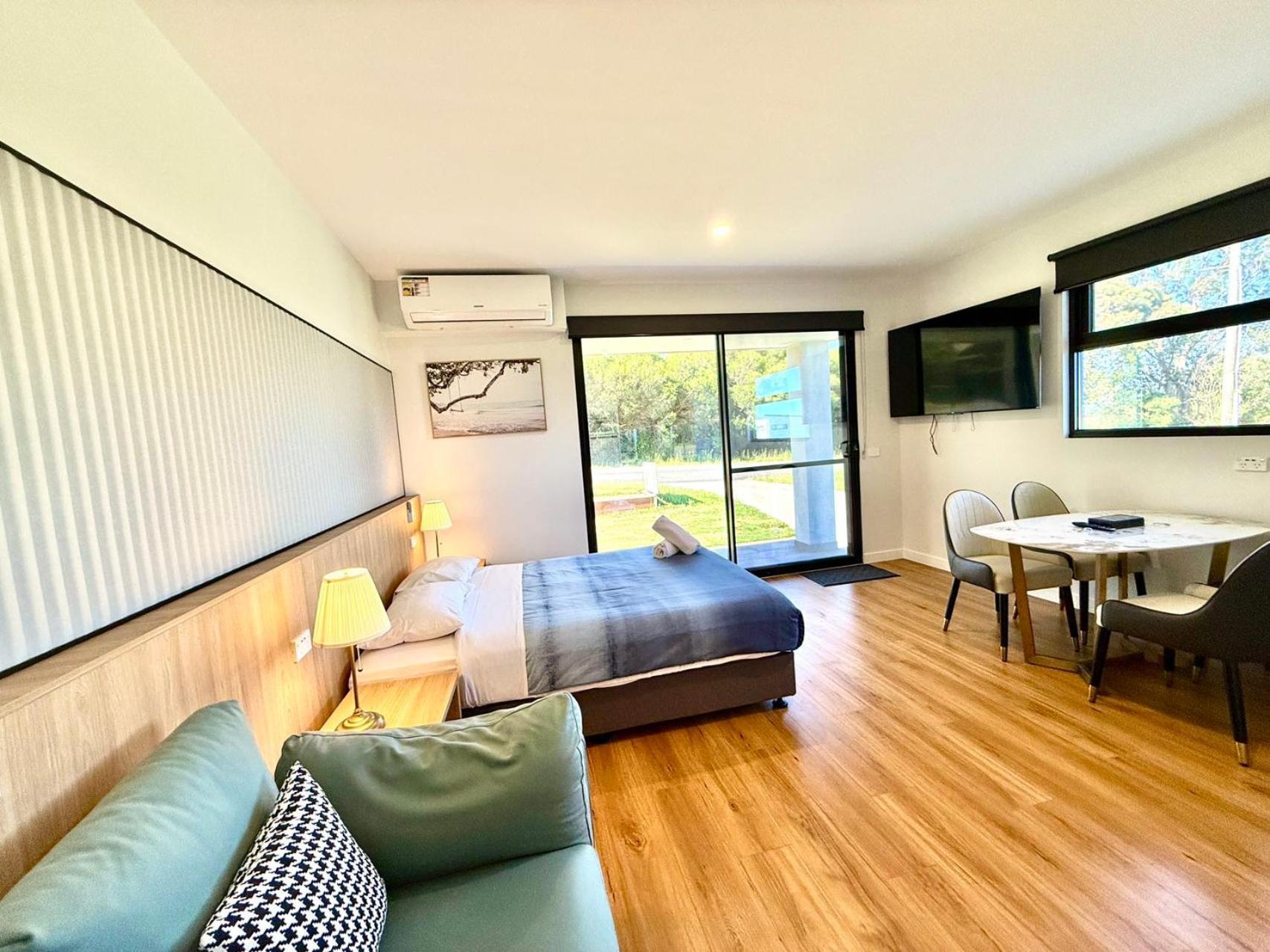 Apollo Dream Suites Аполо Бей Екстериор снимка